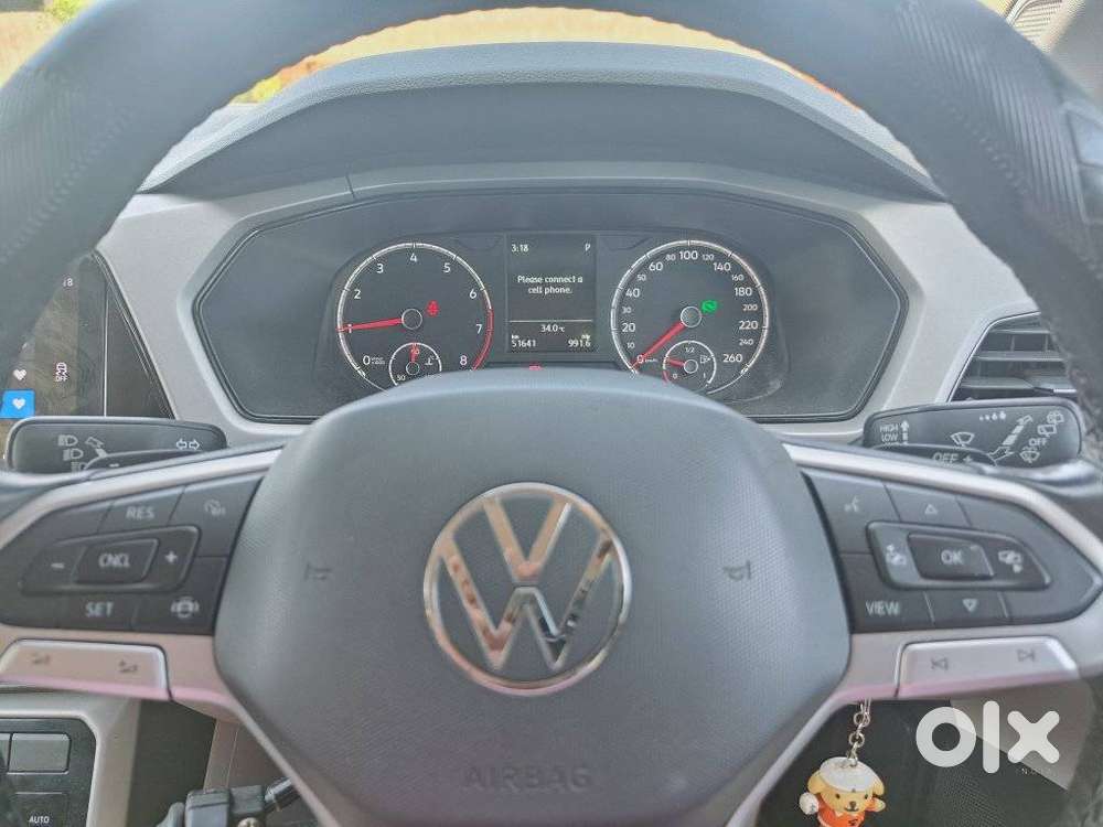 Volkswagen Taigun 1.0 Tsi Highline At, 2022, Petrol