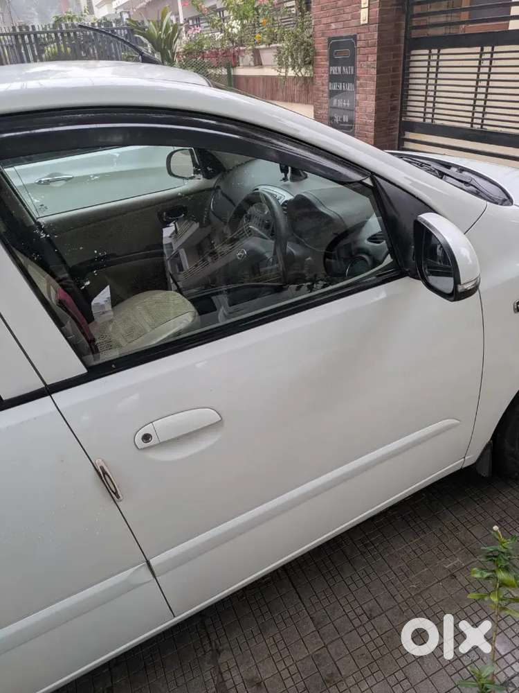 Hyundai I10 Sportz Petrol 2012
