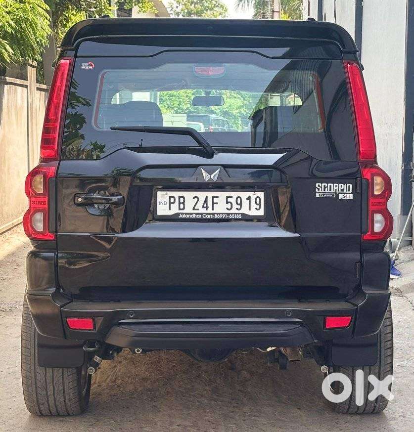 Mahindra Scorpio Classic, 2026, Diesel