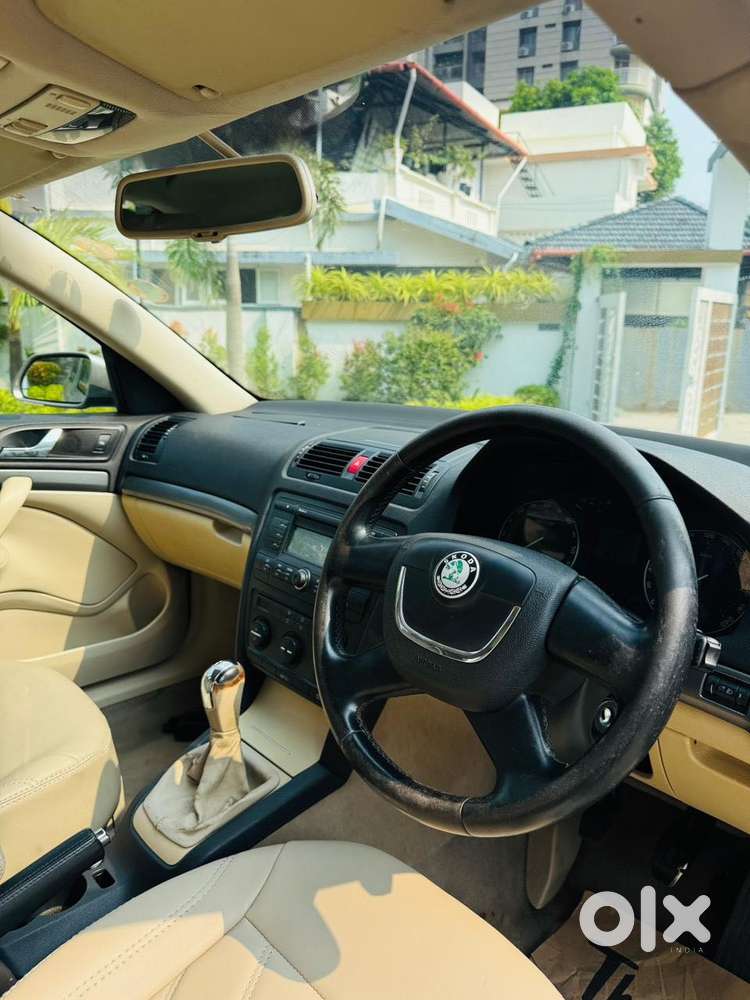 Skoda Laura 1.9 Tdi Mt Ambiente, 2009, Diesel