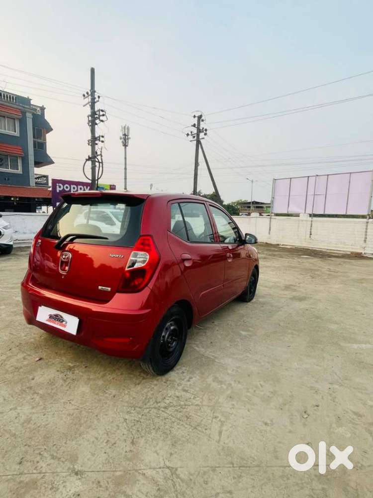 Hyundai I10 Sportz At, 2013, Petrol