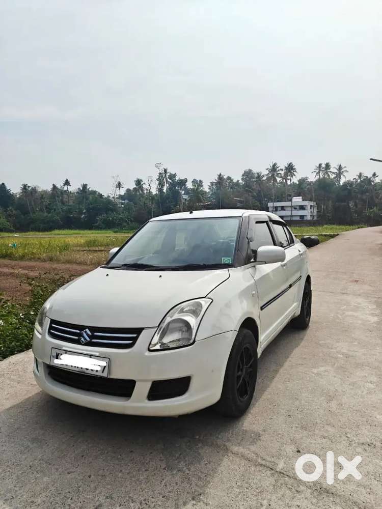 Maruti Suzuki Dzire 2009 Petrol 75680 Km Driven