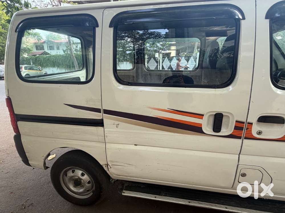 * Maruti Eeco 2017 Petrol Ac – Good Condition * Eeco 5 Seater 2017 – A