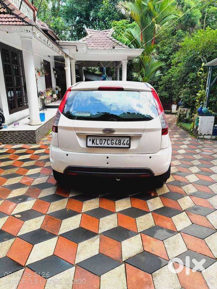 Ford Figo 1.2p Trend Mt, 2016, Petrol