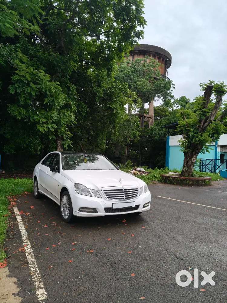Mercedes-benz E-class 2012