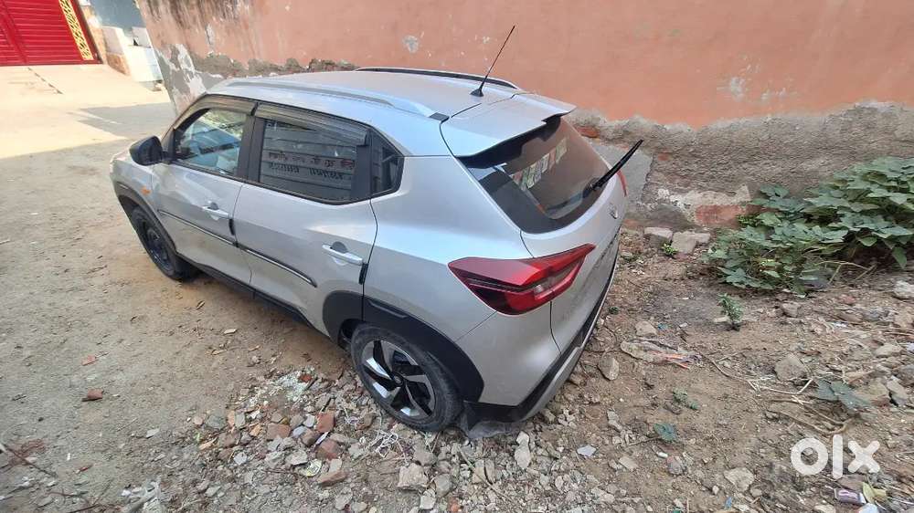 Nissan Magnite 2021 Petrol 68000 Km Driven