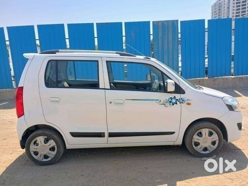 Maruti Suzuki Wagon R 1.0 2015-2019 Vxi (o) Amt, 2017