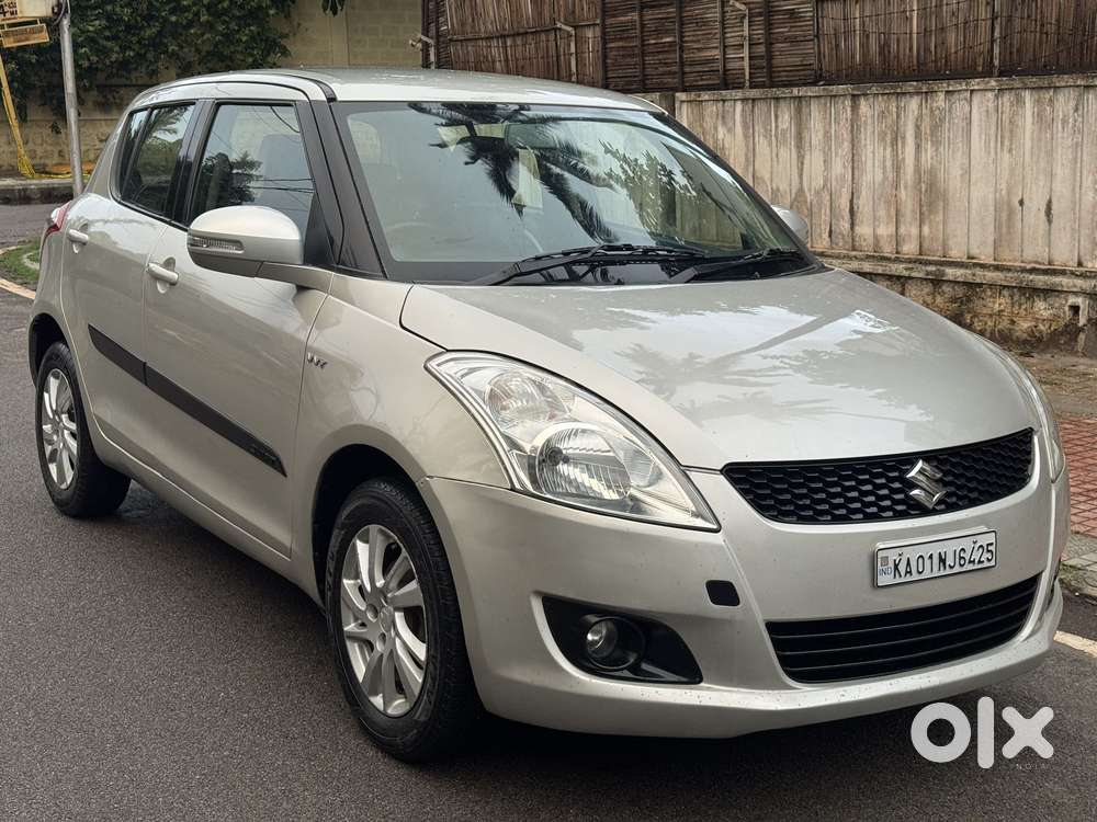 Maruti Suzuki Swift 1.2 Zxi Abs, 2011, Petrol