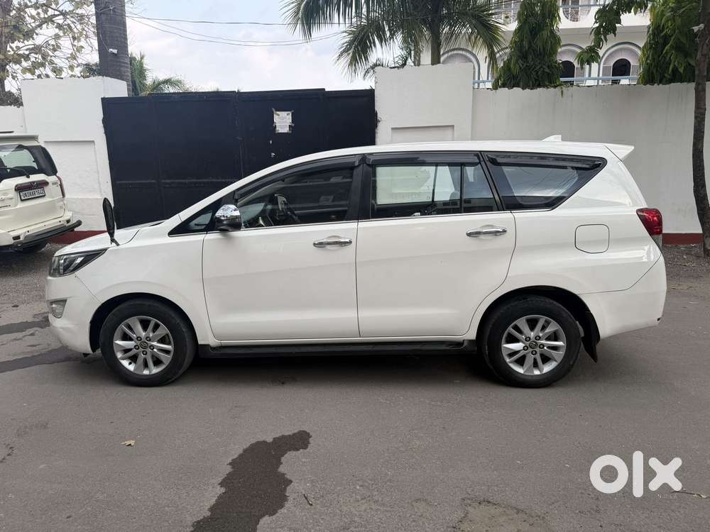 Toyota Innova Crysta 2.4 G Mt, 2019, Diesel