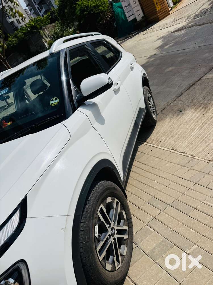 Hyundai Venue Mt Petrol 2025
