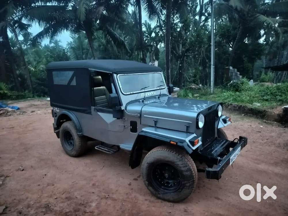 Mahindra Jeep 2000