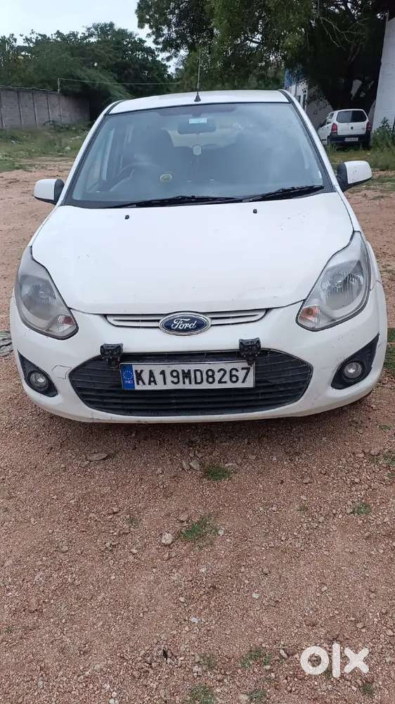 Ford Figo Diesel Zxi 2013
