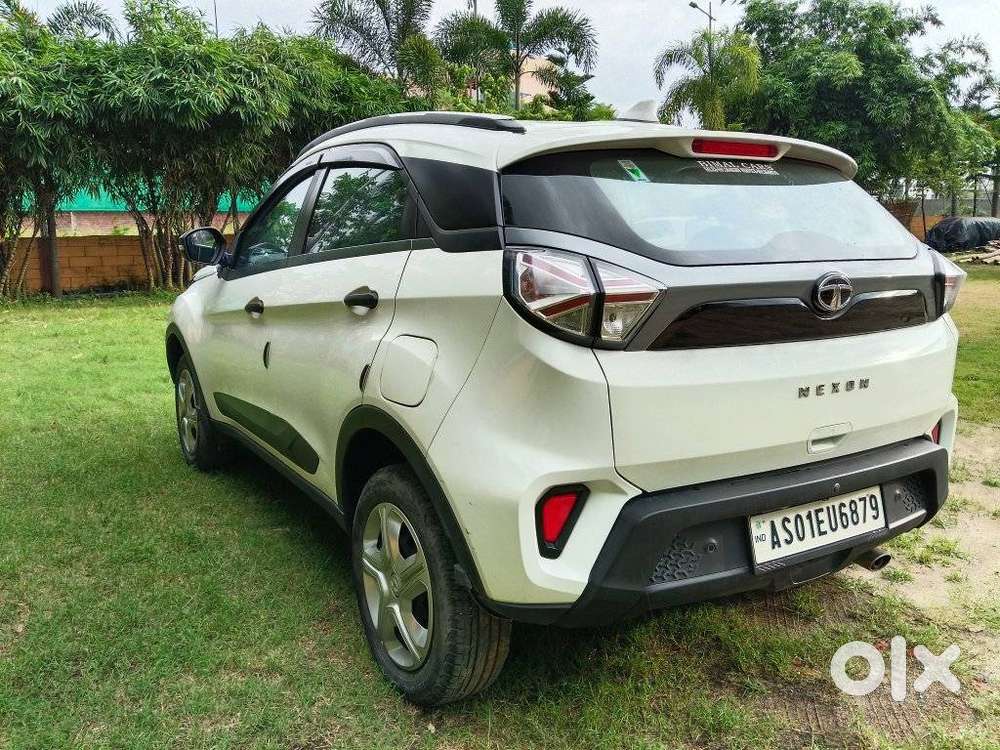 Tata Nexon 1.2 Revotron Xm Plus (s), 2021, Petrol