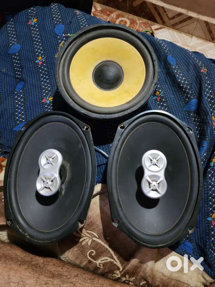 JBL oval speaker x2