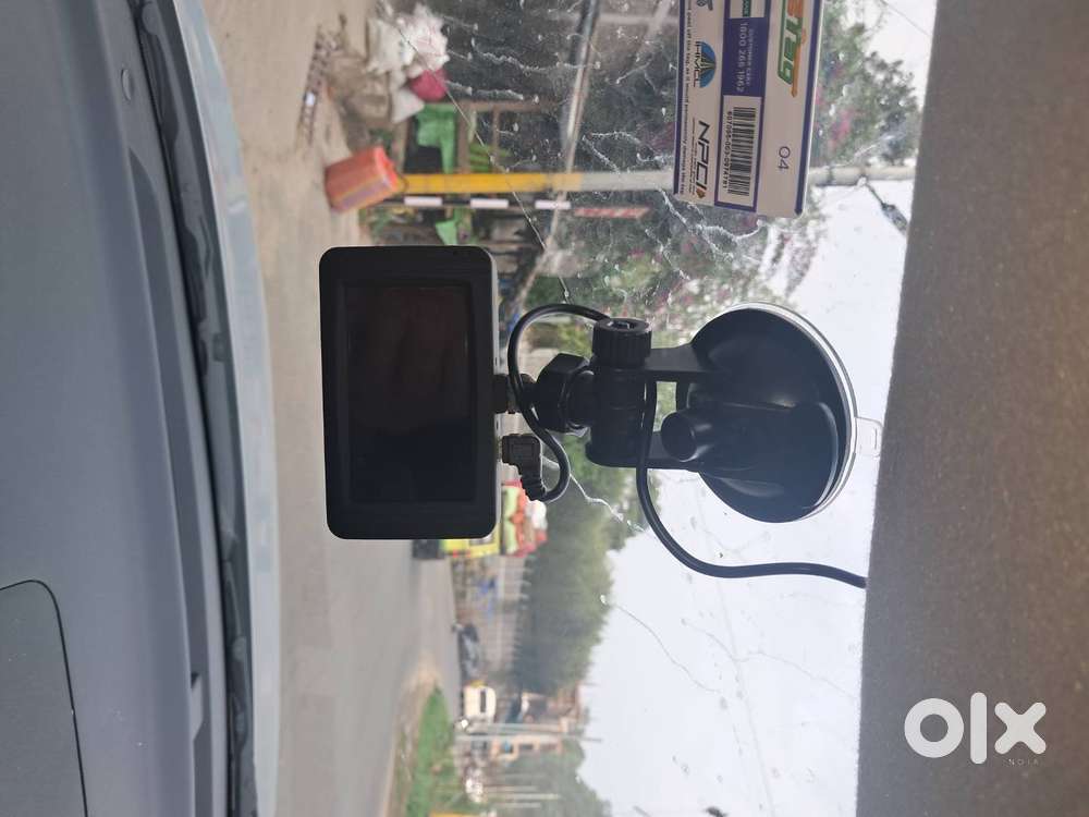 Fully Loaded With Assessories, Quality Seat Covers And Dash Cam