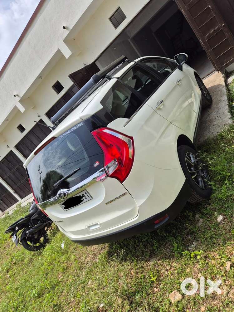Mahindra Marazzo Diesel 2019