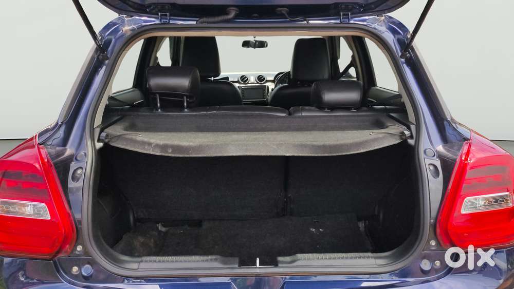 Maruti Suzuki Swift 1.3 Zxi, 2023, Petrol