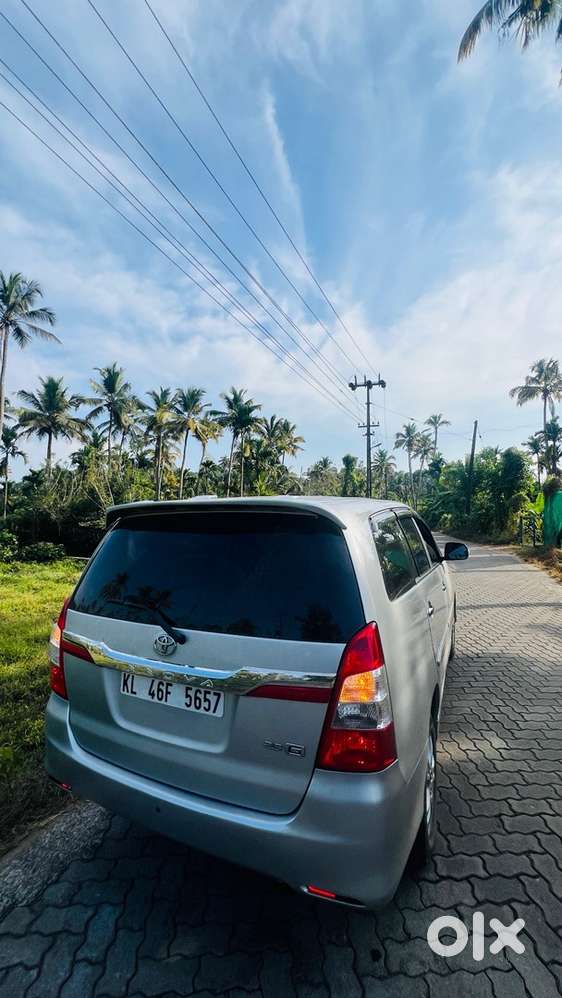 Toyota Innova 2012 Diesel Well Maintained