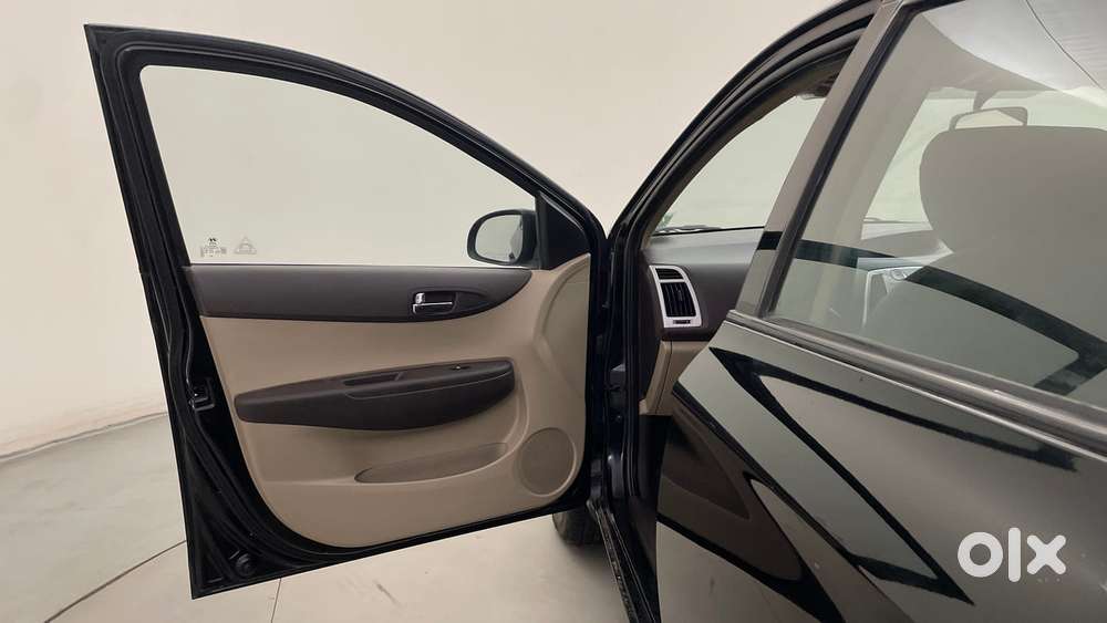 Hyundai I20 Sportz 1.2 Bs-iv, 2012, Petrol