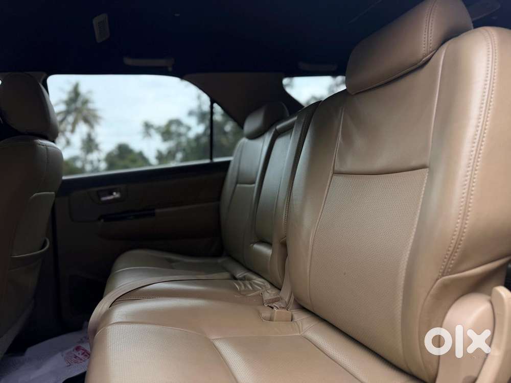 Toyota Fortuner 3.0 4x2 Automatic, 2012, Diesel