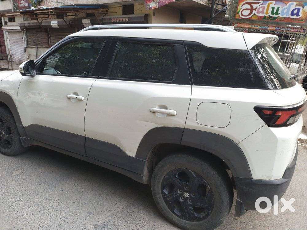 Maruti Suzuki Brezza 1.5 Zxi Smart Hybrid, 2022, Petrol