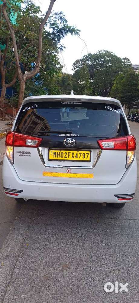 Toyota Innova Crysta 2.4 G Mt, 2023, Diesel