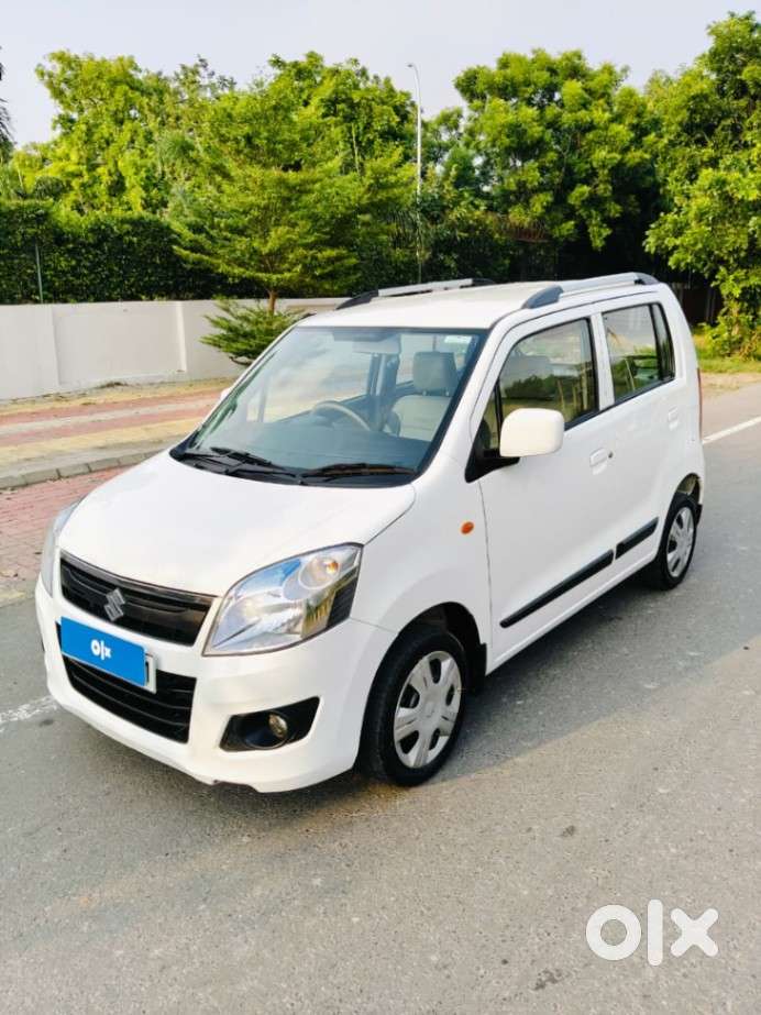 Maruti Suzuki Wagon R Vxi Amt Opt, 2017, Petrol