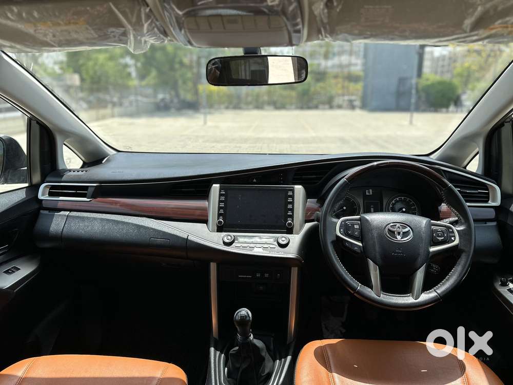 Toyota Innova Crysta [2020-ongoing] 2.4 Vx 8 Str, 2021, Diesel