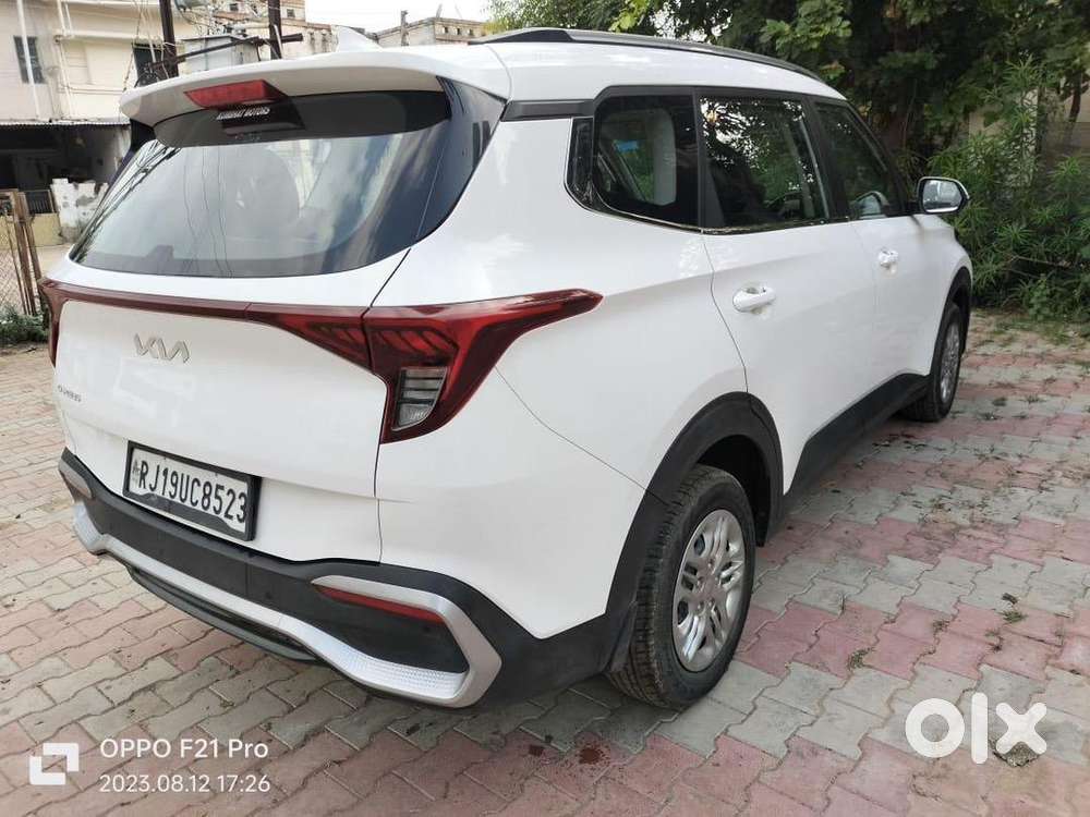 Kia Carens 2023 Petrol Good Condition