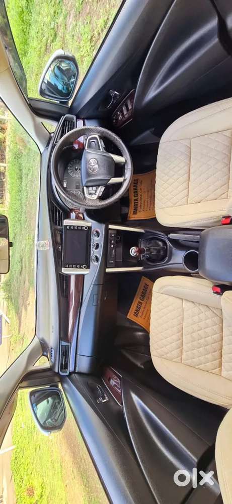 Toyota Innova Crysta, 2025, Diesel