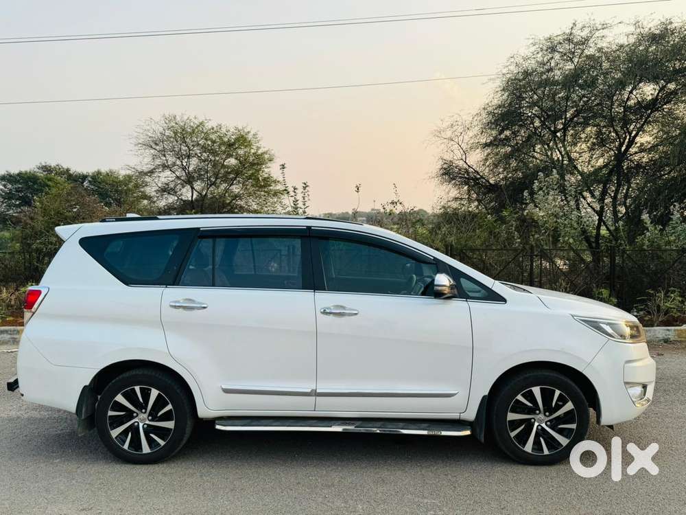 Toyota Innova Crysta 2.4 Z 7 Str, 2023, Diesel
