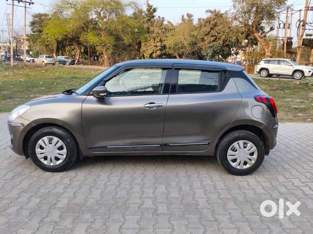 Maruti Suzuki Swift Vxi Optional, 2019, Petrol