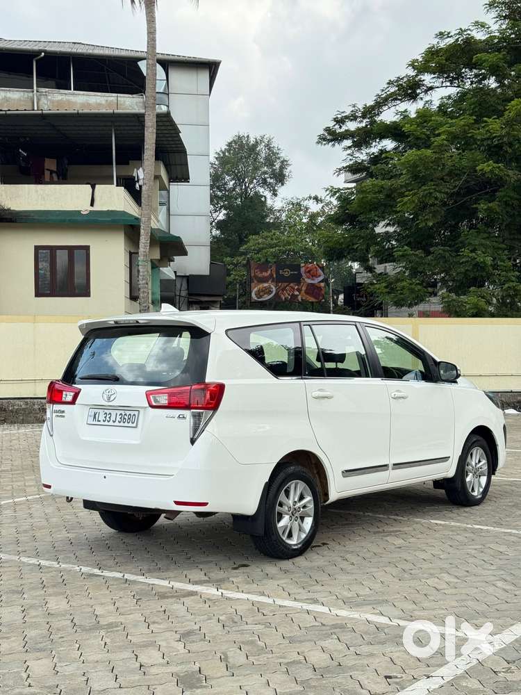 Toyota Innova Crysta 2.8 Gx At, 2017, Diesel