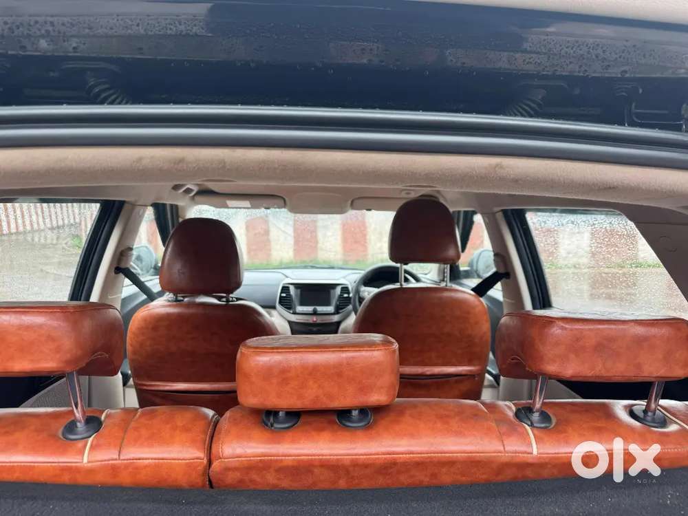 Mahindra Xuv300 Turbosport 2020 Petrol Well Maintained