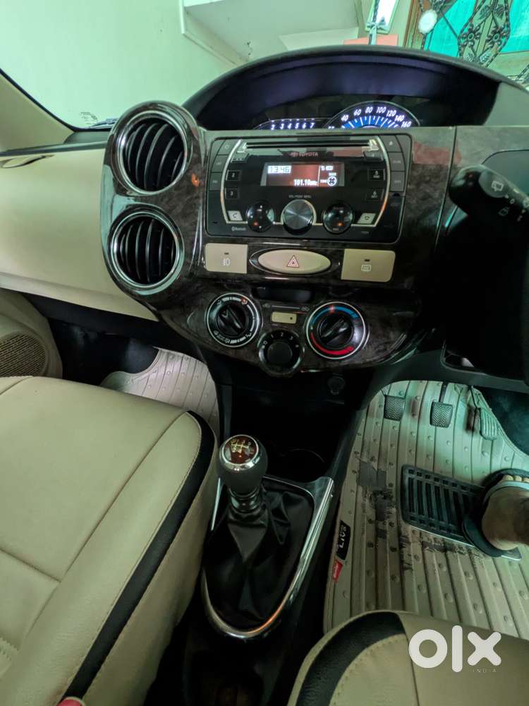 Toyota Etios Liva 2017
