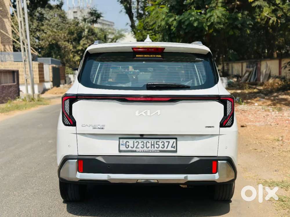 Kia Carens Clavis, 2025, Petrol