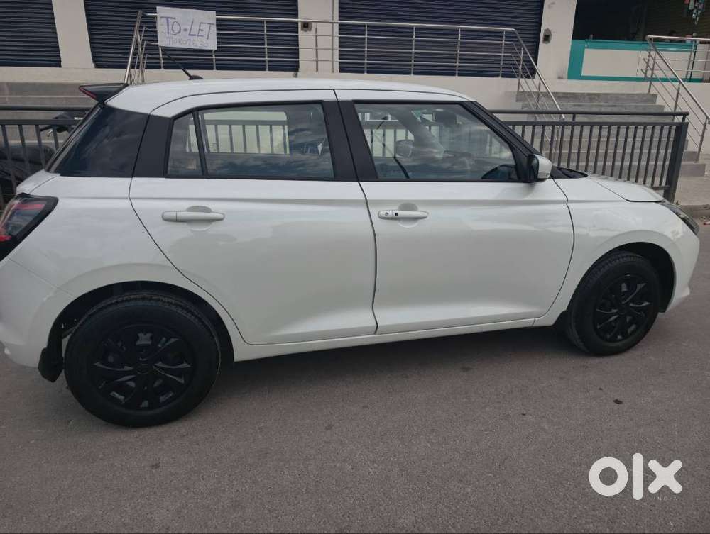 Selling My Maruti Suzuki Swift Vxi (o) Amt Petrol