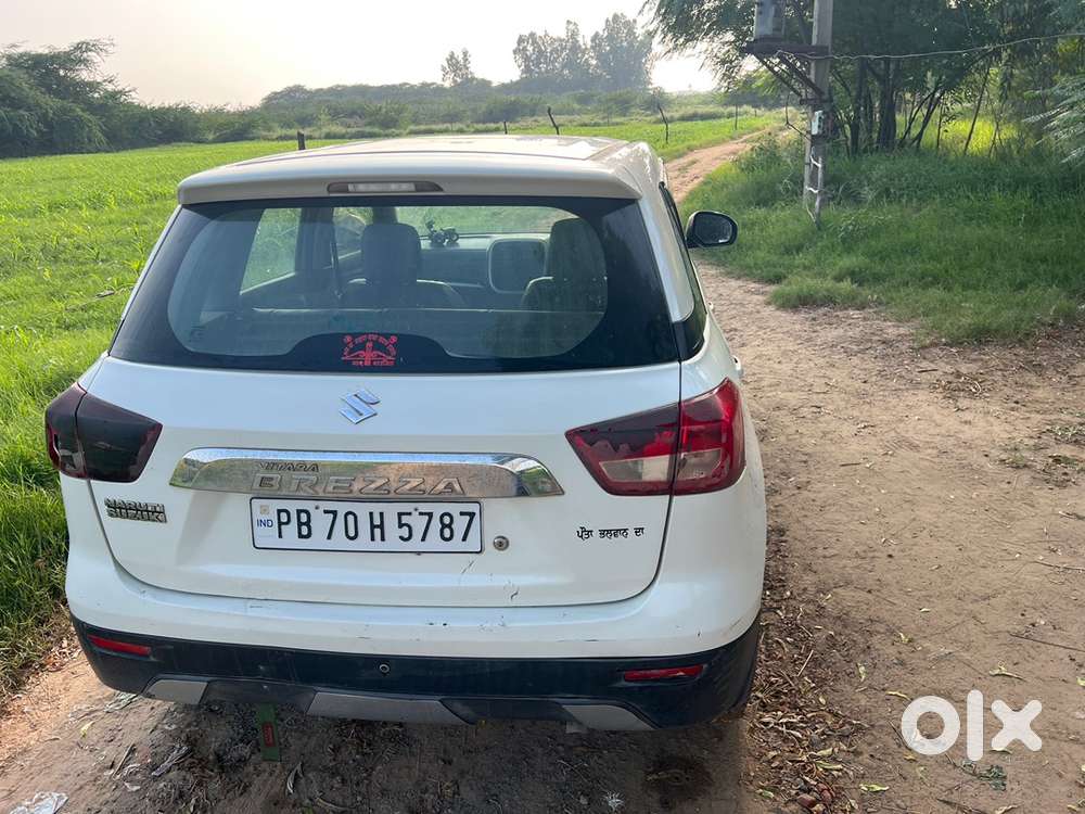 Maruti Suzuki Vitara Brezza 17 Diesel 130000 Km Driven
