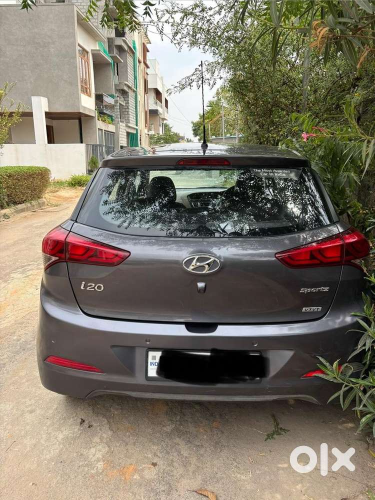Hyundai I20 2015 Petrol 93000 Km Driven