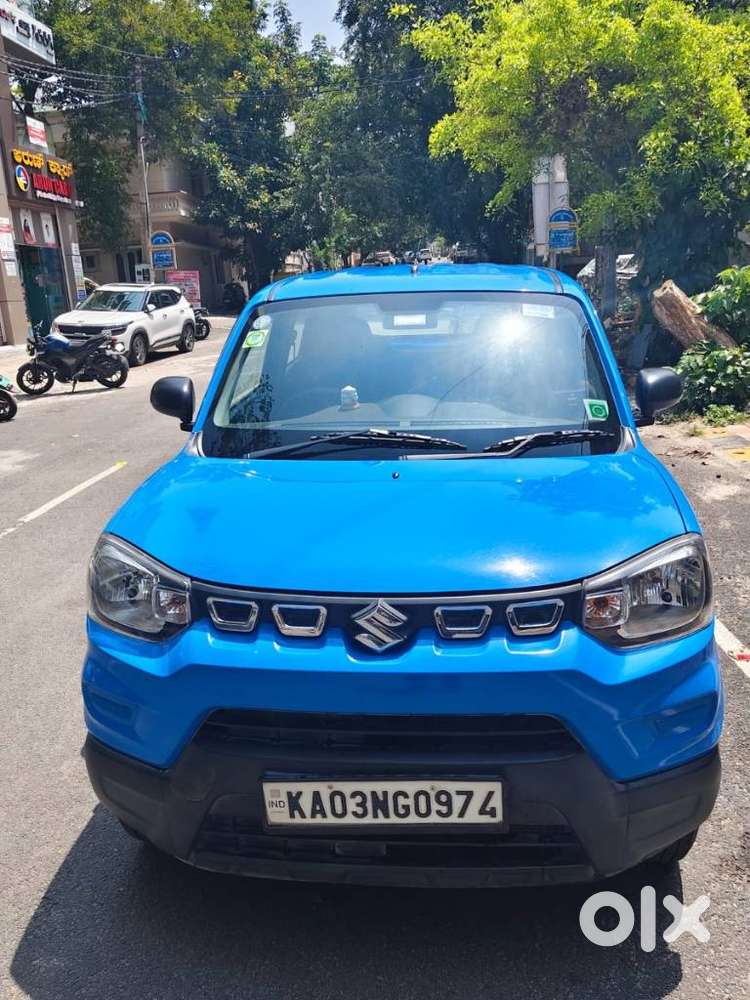 Maruti Suzuki S-presso Vxi At, 2021, Petrol
