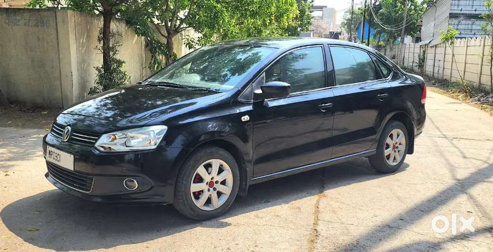 Volkswagen Vento Highline 2012