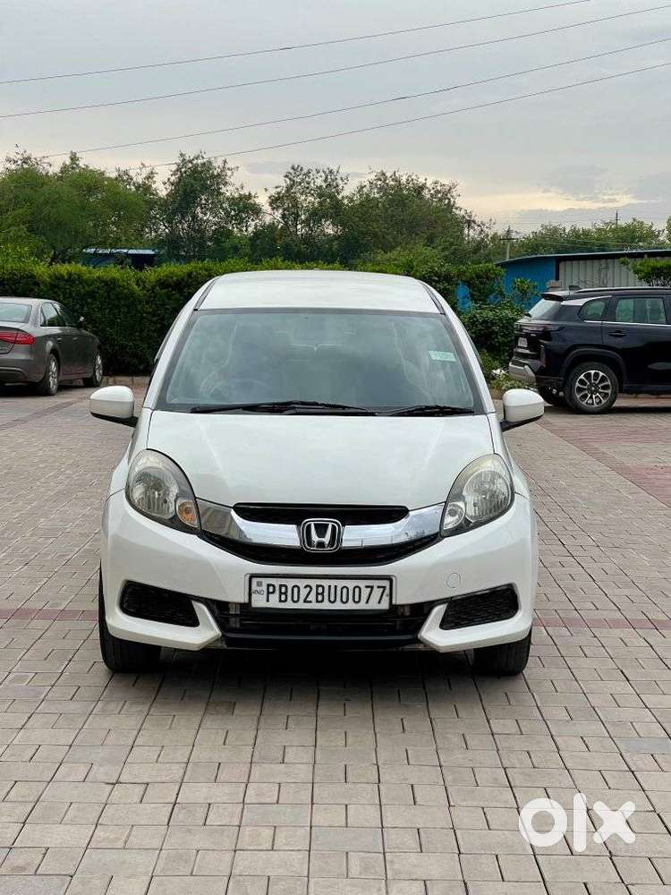 Honda Mobilio, 2014, Diesel