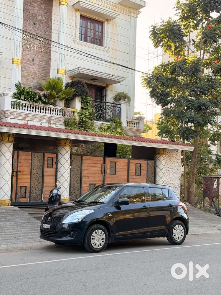 Maruti Suzuki Swift Lxi Option, 2012, Petrol