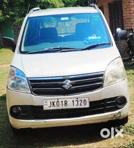 Sliver Wagonr Car 2011 In Mint Condition Maruati Suzuki