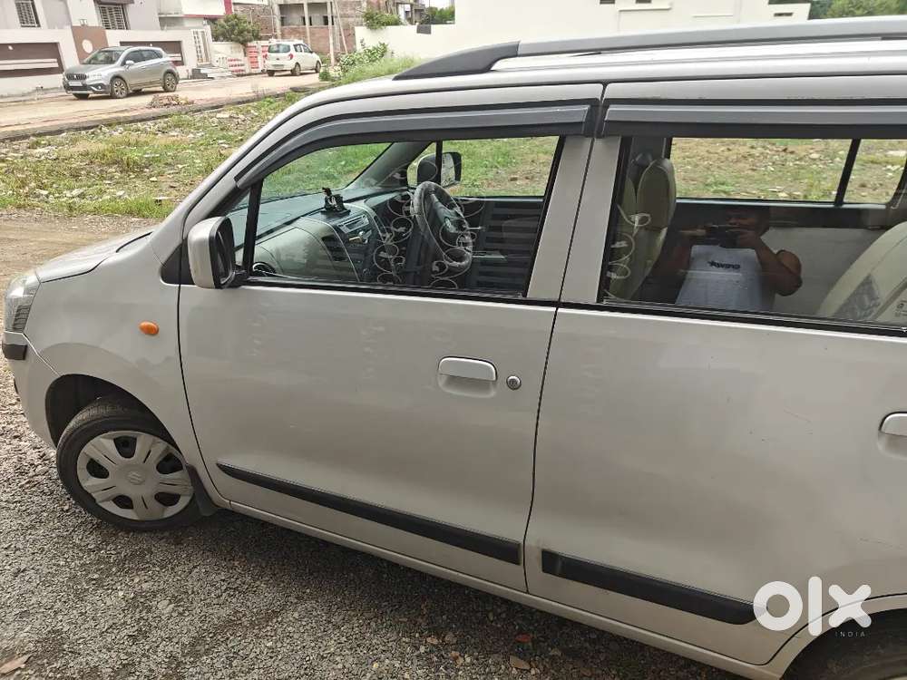Maruti Suzuki Wagonr Vxi 2015  1st Owner  Excellent Condition