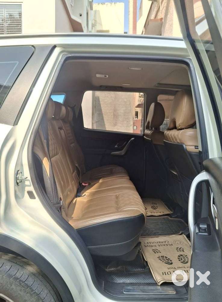 Mahindra Xuv500 W11 Option, 2020, Diesel