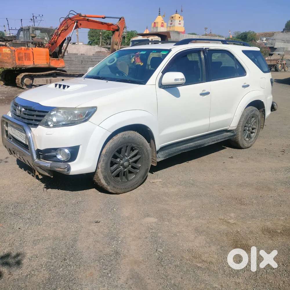 Toyota Fortuner 2016