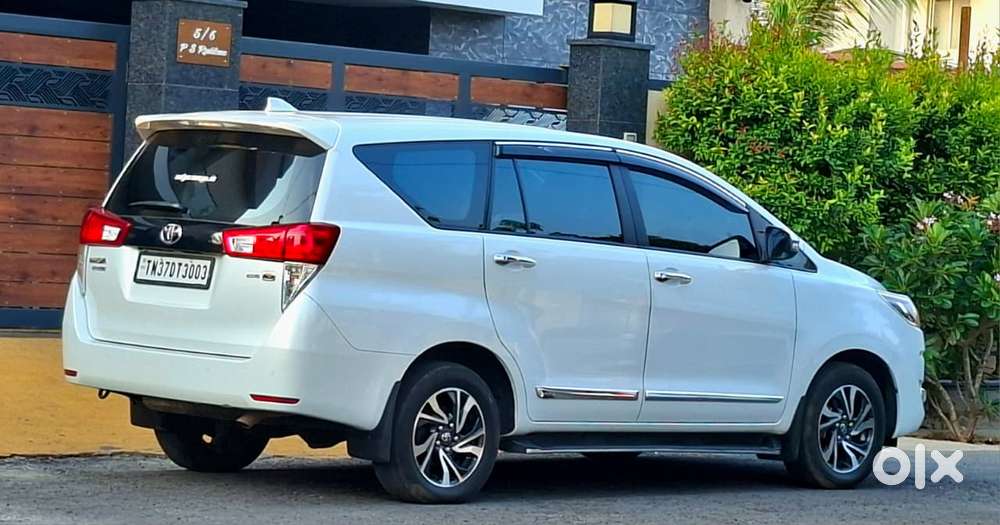 Toyota Innova Crysta 2.4 Gx Limited Edition 8 Str, 2024, Diesel