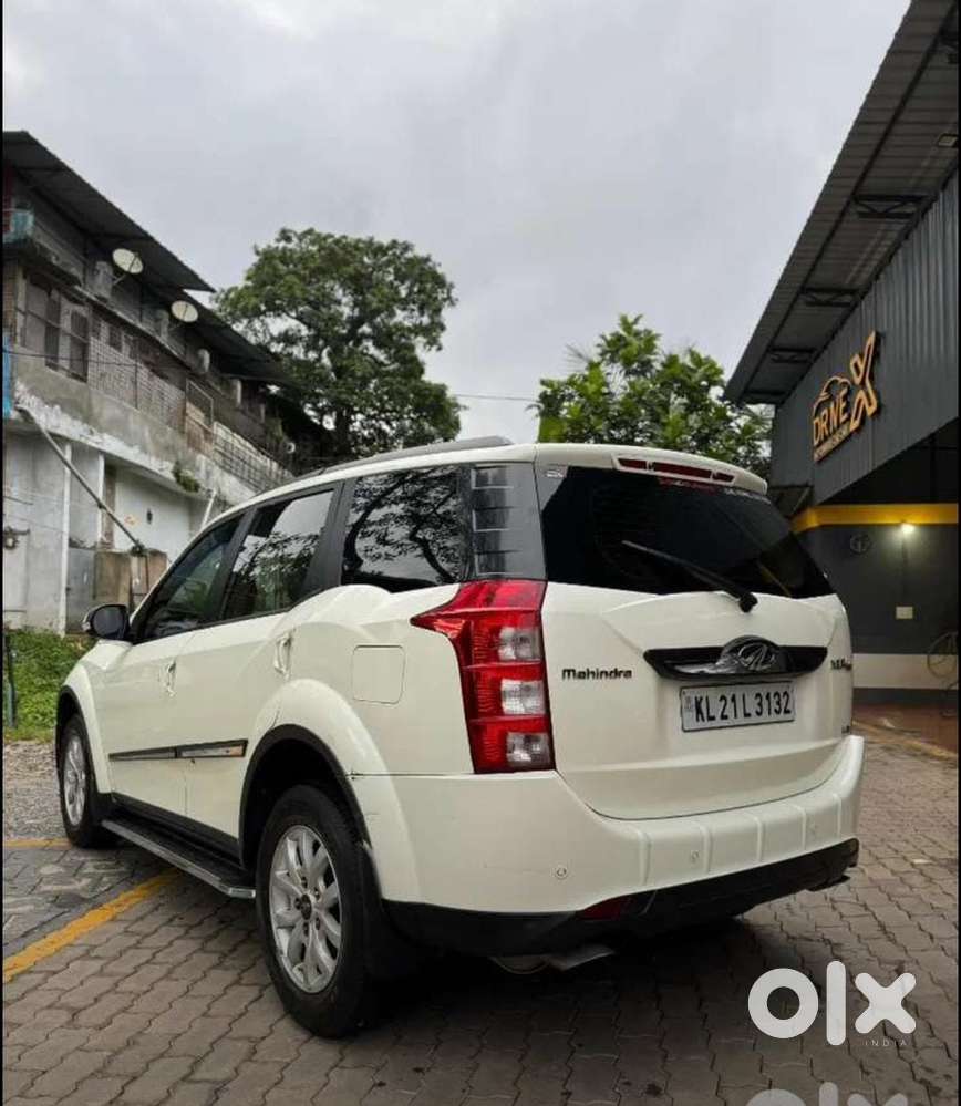 Mahindra Xuv500 2015 Diesel 2nd Owner
