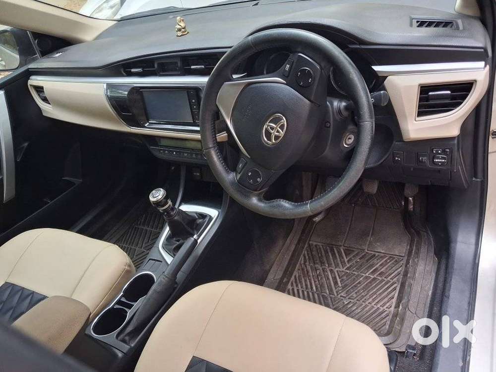 Toyota Corolla Altis 1.8 G, 2015, Petrol